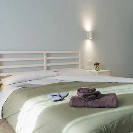 Domus-pulchra Apartment Bari